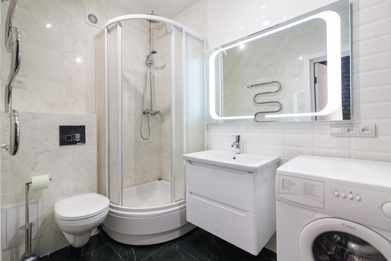 לבוב Leogrand Apartments On Svobody Avenue 6-8 מראה חיצוני תמונה